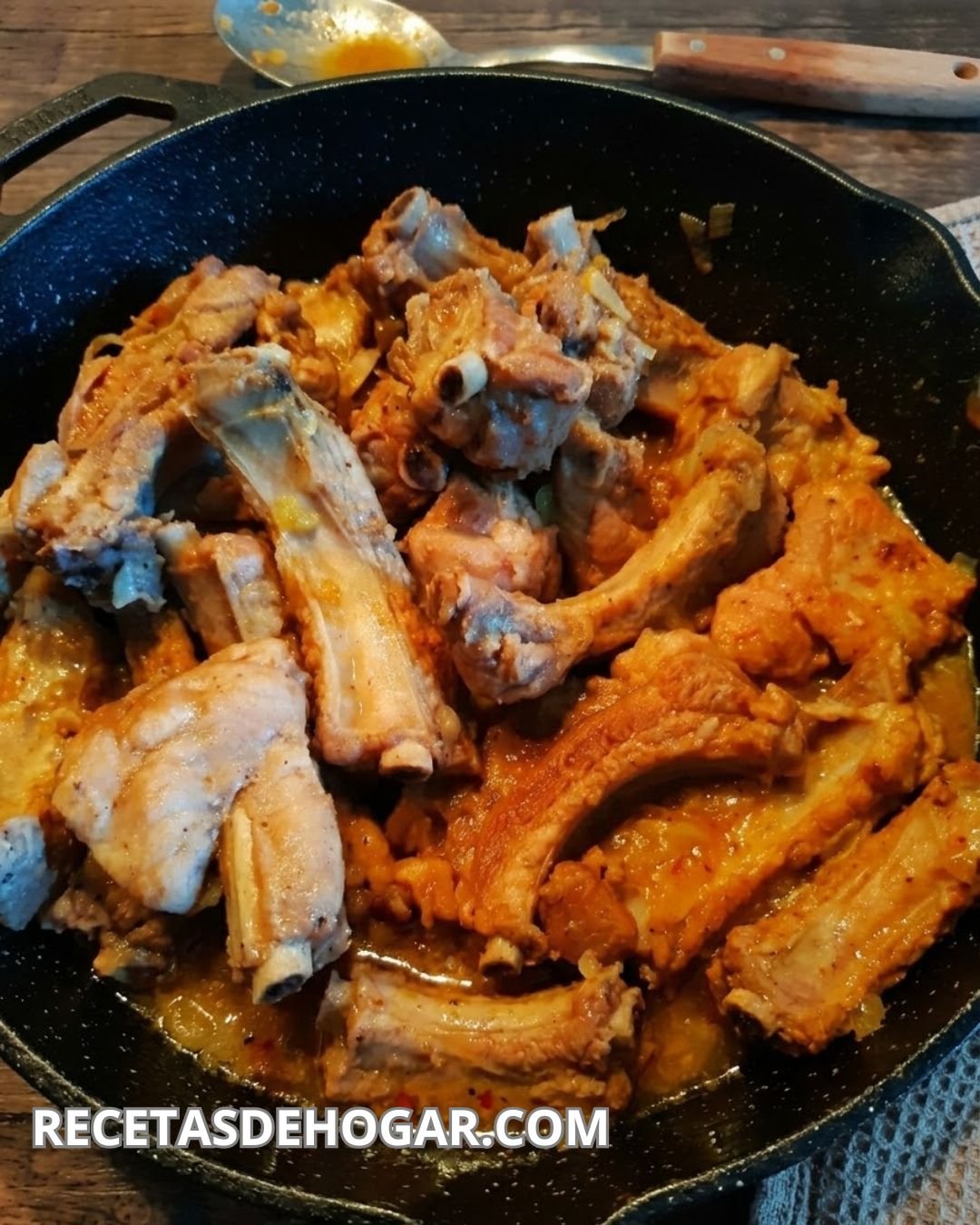 Receta de costilla guisada a la cerveza tradicional y casera